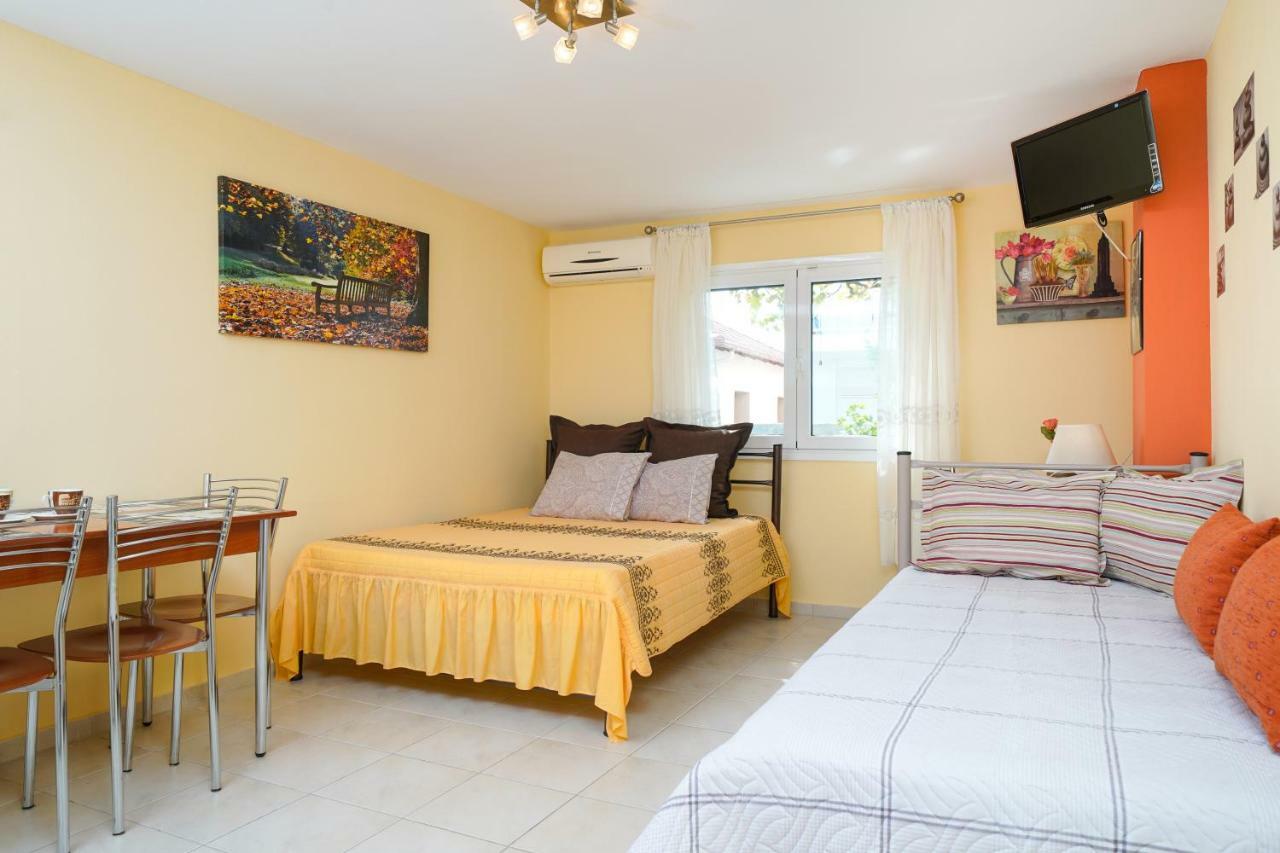 Thomas Apartments Skála Marión エクステリア 写真